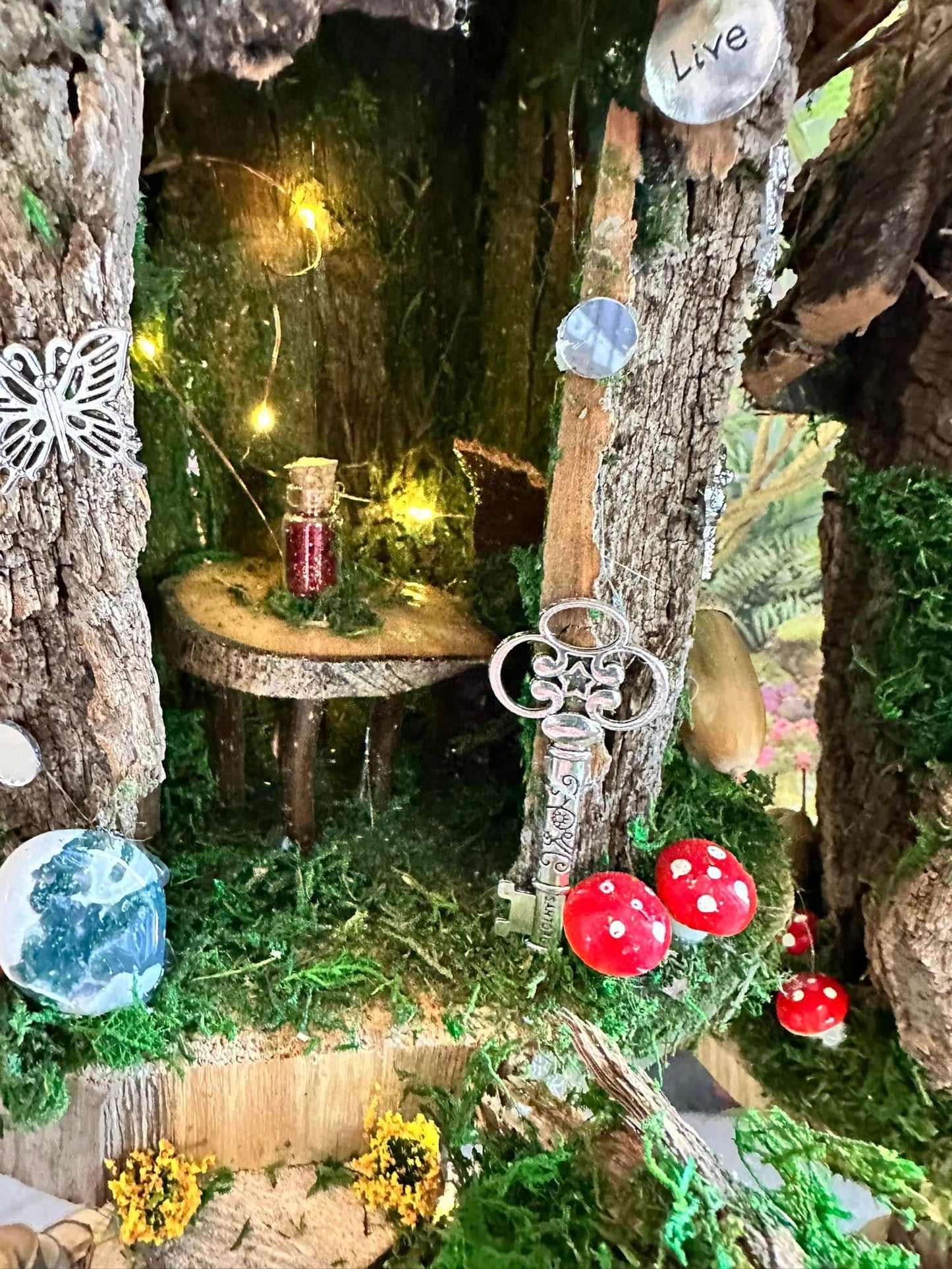 Large Handmade Fairy House Must See. Has lights!